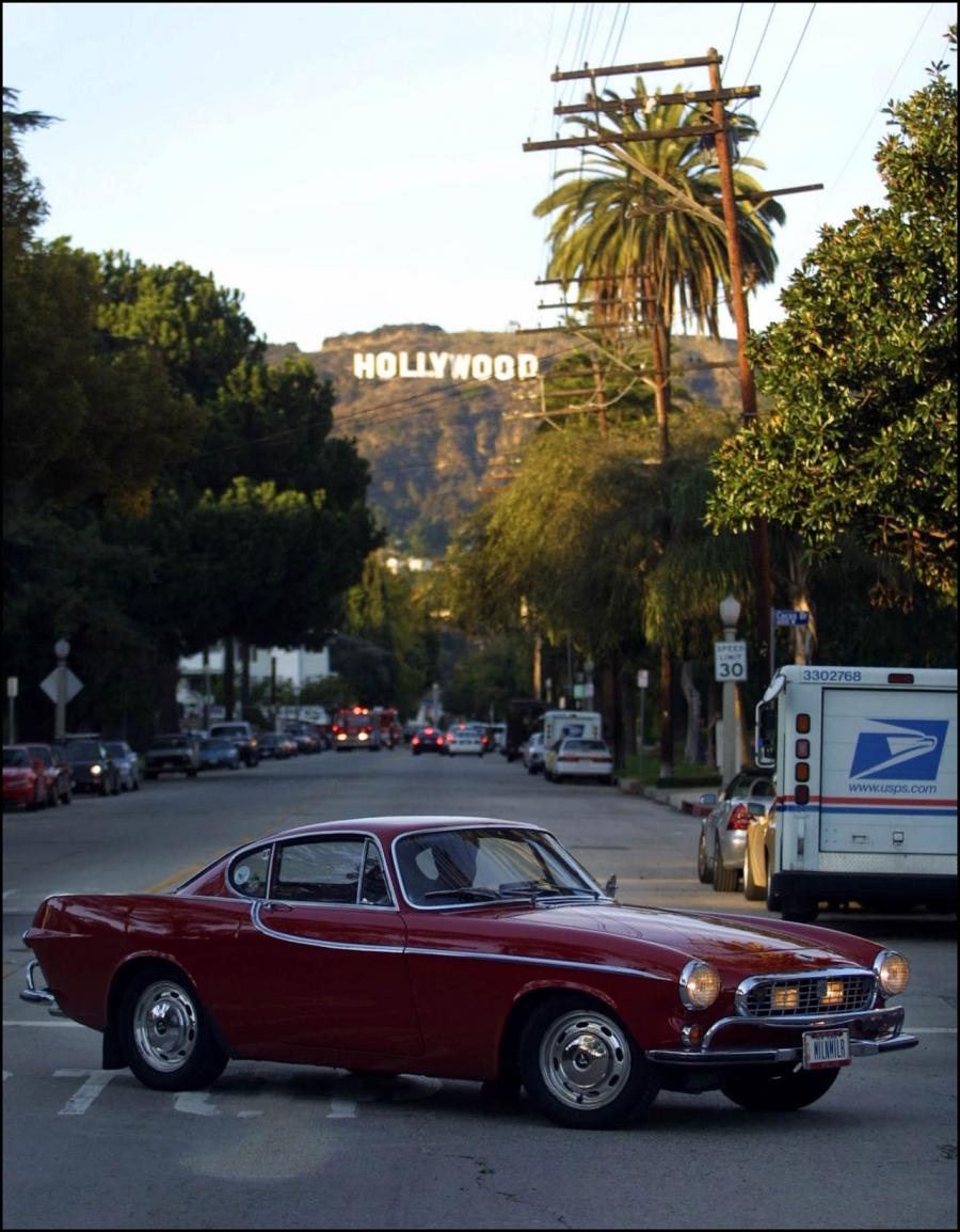  Volvo P1800S 1966 года  (фото 3 из 7)